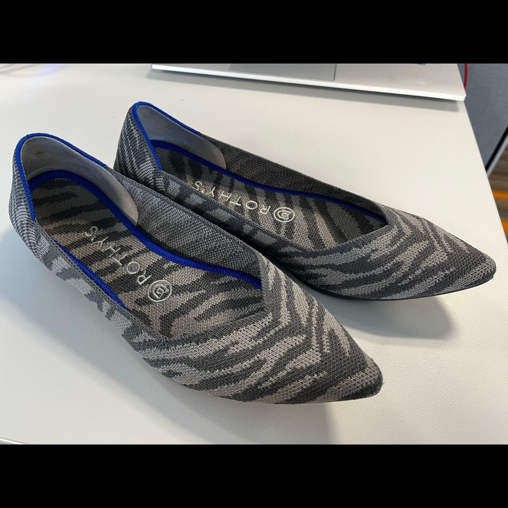 Rothy’s Zebra Point Size 8